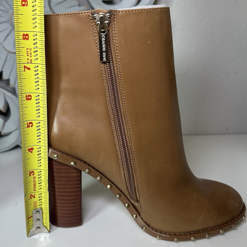 Gianni Bini Brown Leather Studded Ankle Bootie Zip Almond Toe Women's Sz 8 Boot - Picture 9 of 10